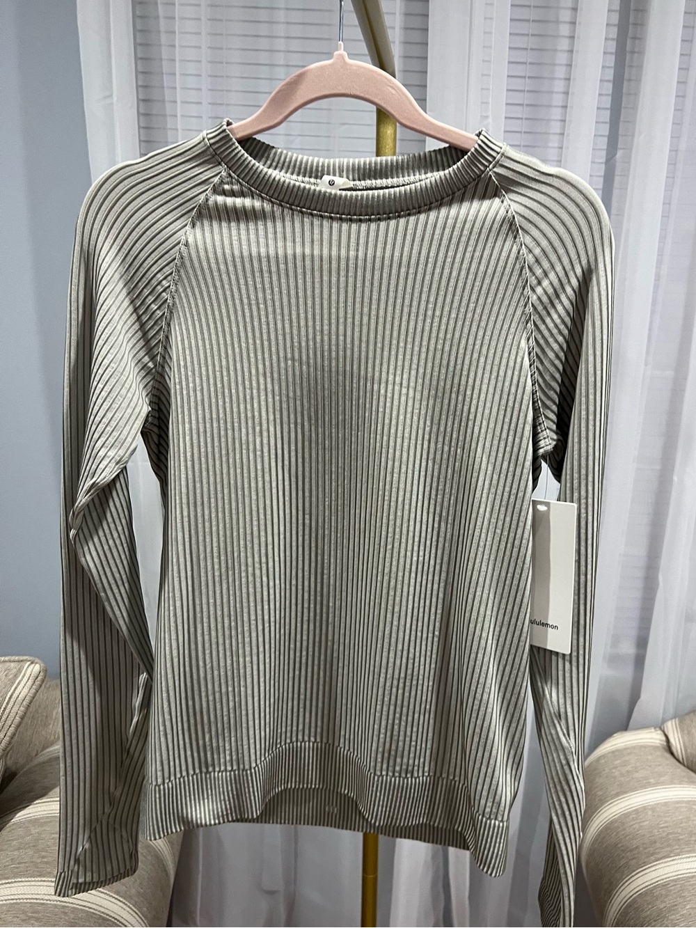 NWT LULULEMON REST LESS PULLOVER
